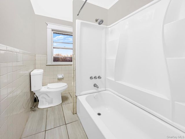 80 Prospect Avenue, Middletown, NY 10940