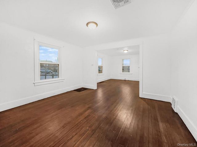 80 Prospect Avenue, Middletown, NY 10940