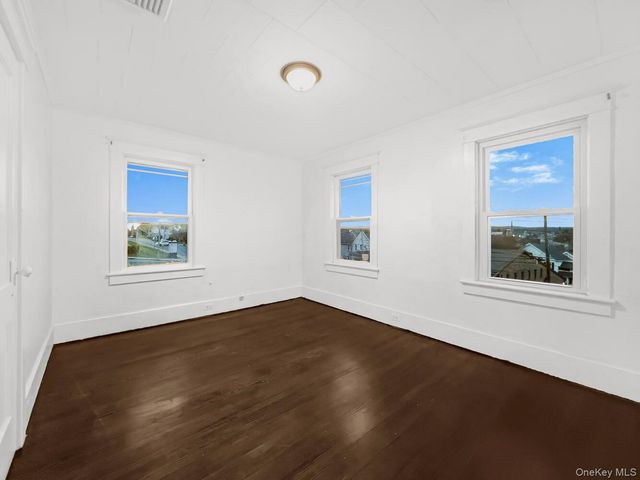 80 Prospect Avenue, Middletown, NY 10940