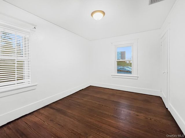 80 Prospect Avenue, Middletown, NY 10940