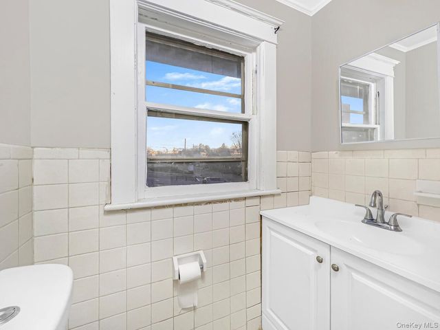 80 Prospect Avenue, Middletown, NY 10940