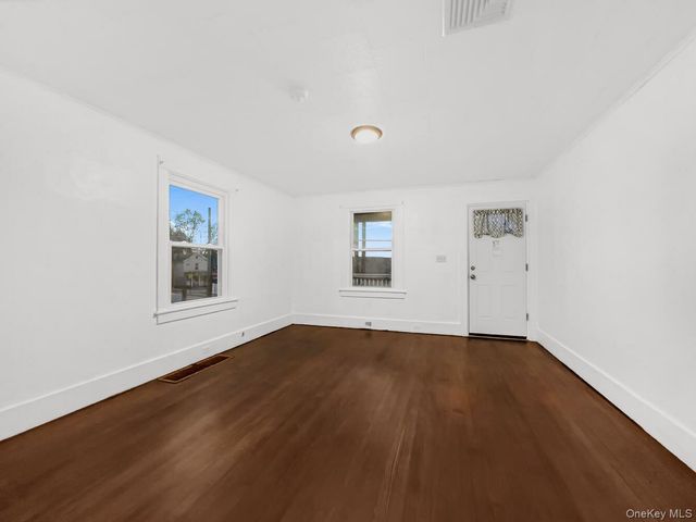 80 Prospect Avenue, Middletown, NY 10940