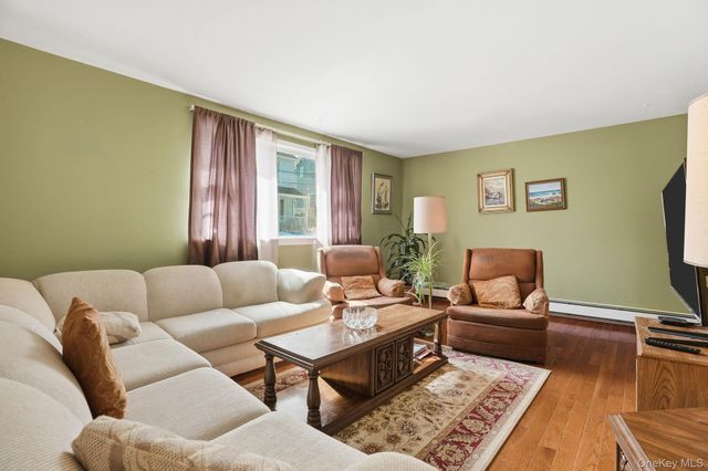 12 North Street, Montrose, NY 10548