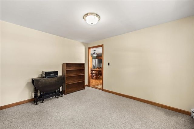 44 Liberty St, Taunton, MA 02718