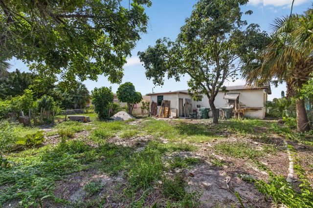 1511 W 32nd Street, West Palm Beach, FL 33404