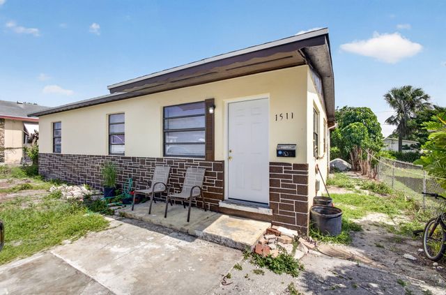 1511 W 32nd Street, West Palm Beach, FL 33404