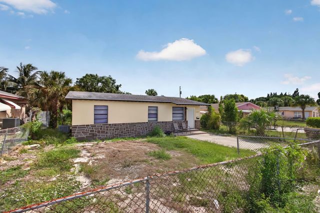 1511 W 32nd Street, West Palm Beach, FL 33404