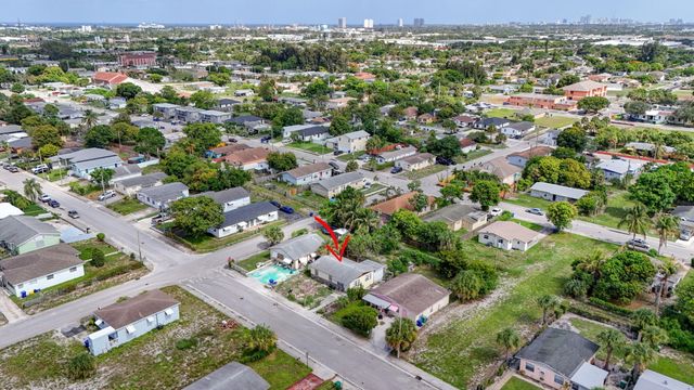 1511 W 32nd Street, West Palm Beach, FL 33404