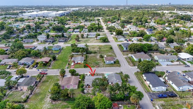 1511 W 32nd Street, West Palm Beach, FL 33404