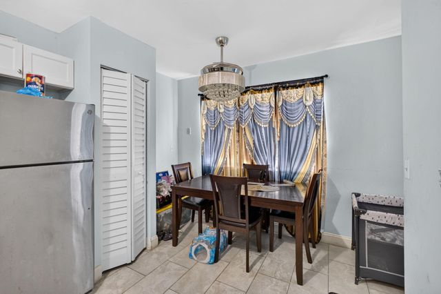 1511 W 32nd Street, West Palm Beach, FL 33404