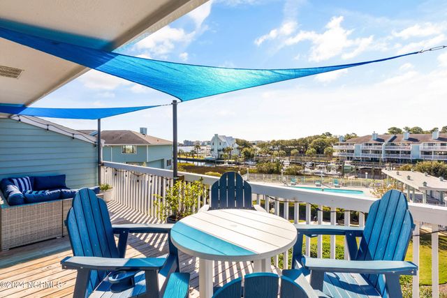 105 Teakwood Drive Apt 706, Carolina Beach, NC 28428