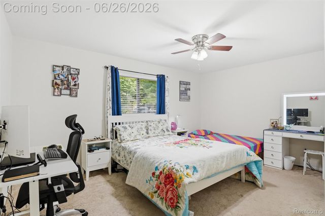 38833 Reo Drive, Livonia, MI 48154