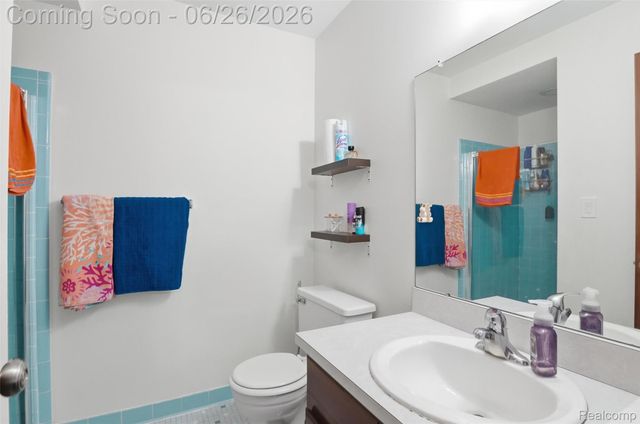 38833 Reo Drive, Livonia, MI 48154