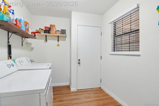 38833 Reo Drive, Livonia, MI 48154