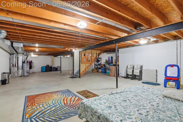 38833 Reo Drive, Livonia, MI 48154