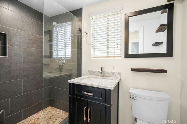1598 W 36th Place, Los Angeles, CA 90018