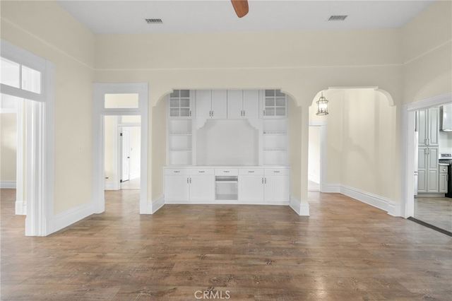 1598 W 36th Place, Los Angeles, CA 90018