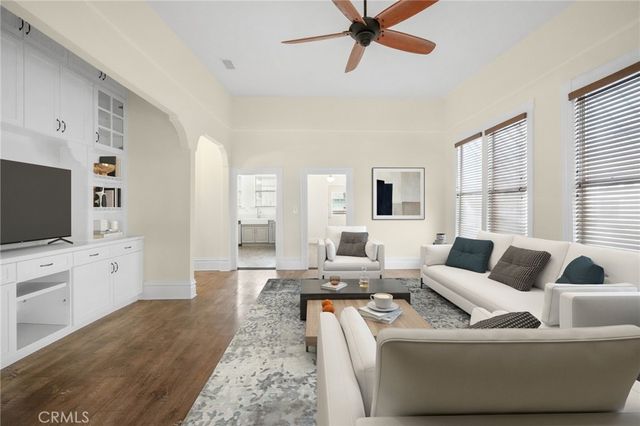 1598 W 36th Place, Los Angeles, CA 90018