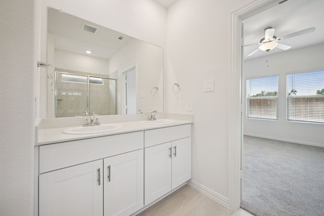 703 Dotty Drive, Princeton, TX 75071