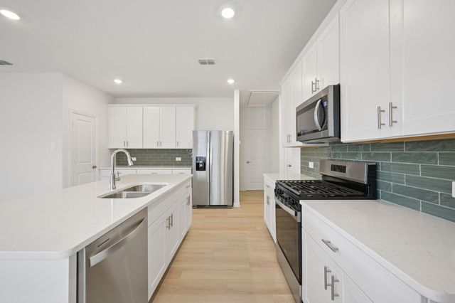 703 Dotty Drive, Princeton, TX 75071