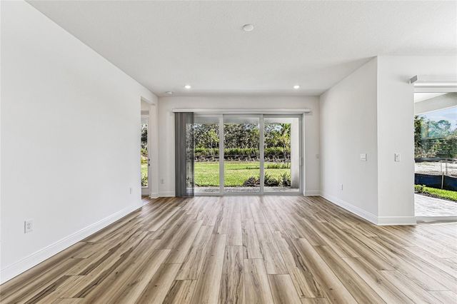 7586 SEAHAWK AVENUE, Sarasota, FL 34241