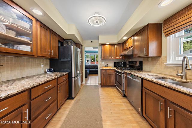 834 Rodgers Street, Lanoka Harbor, NJ 08734
