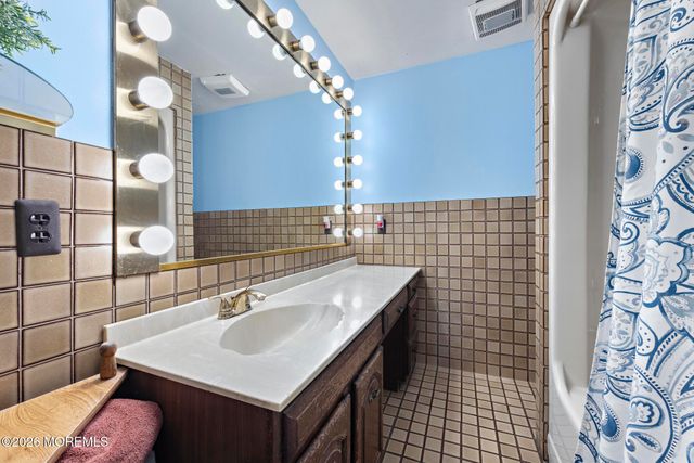 834 Rodgers Street, Lanoka Harbor, NJ 08734