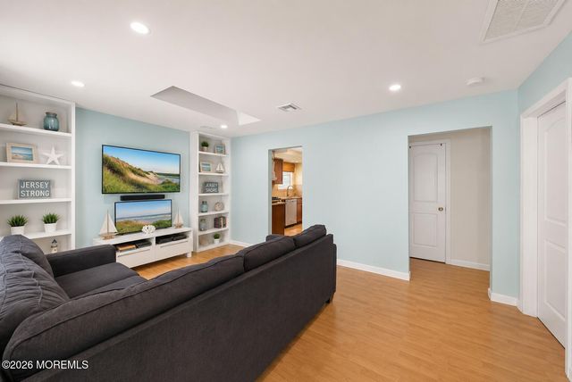 834 Rodgers Street, Lanoka Harbor, NJ 08734