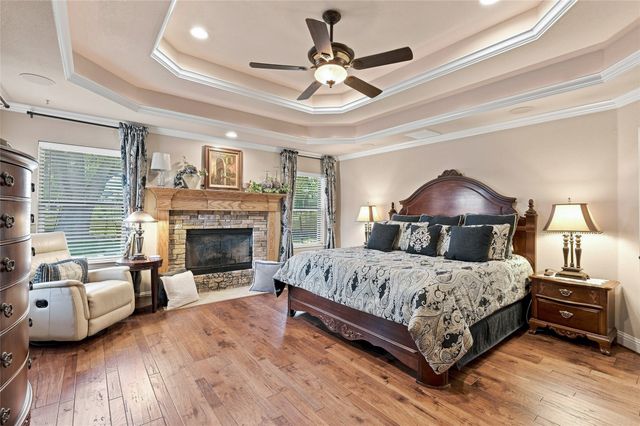 6909 Westover Drive, Granbury, TX 76049
