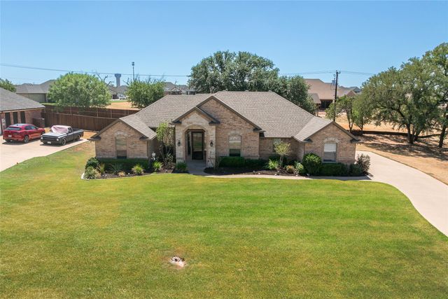 6909 Westover Drive, Granbury, TX 76049