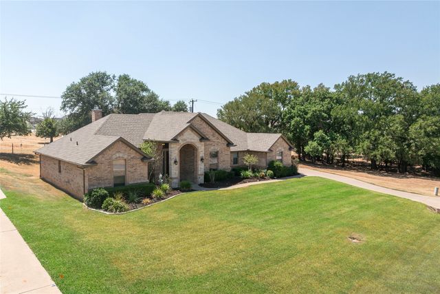 6909 Westover Drive, Granbury, TX 76049
