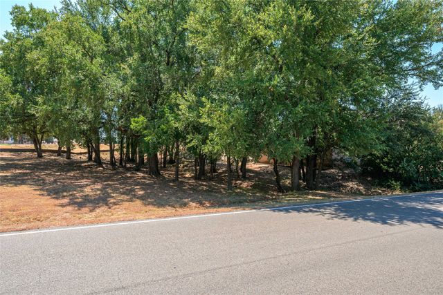 6909 Westover Drive, Granbury, TX 76049