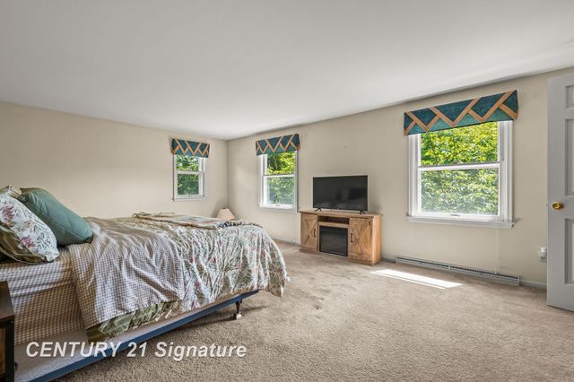 358 Somerset Road, Saginaw, MI 48638