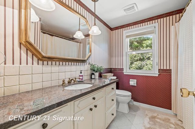 358 Somerset Road, Saginaw, MI 48638