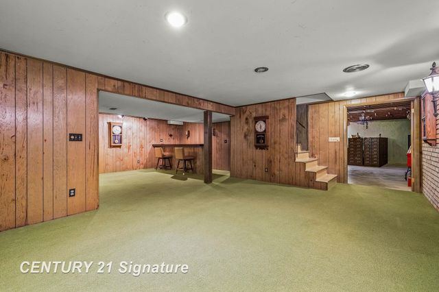 358 Somerset Road, Saginaw, MI 48638