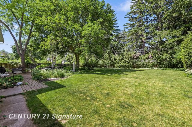 358 Somerset Road, Saginaw, MI 48638