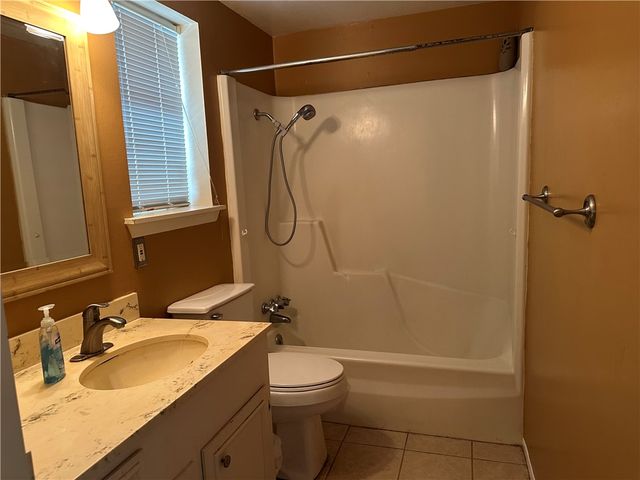 4032 Ogrady Dr, Corpus Christi, TX 78413