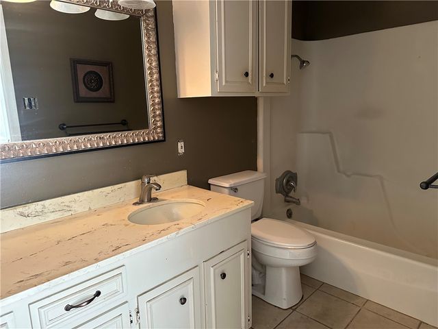 4032 Ogrady Dr, Corpus Christi, TX 78413
