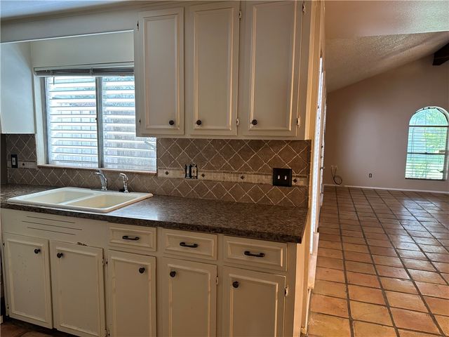 4032 Ogrady Dr, Corpus Christi, TX 78413