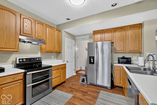 15996 Arbor Grove Boulevard, Noblesville, IN 46060