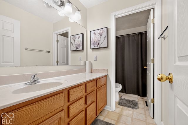 15996 Arbor Grove Boulevard, Noblesville, IN 46060