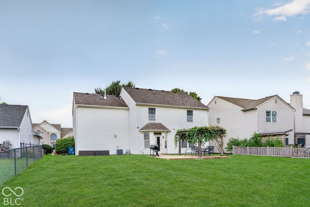 15996 Arbor Grove Boulevard, Noblesville, IN 46060