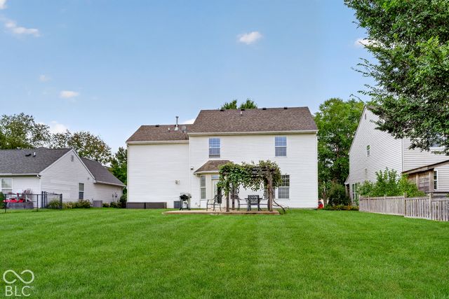 15996 Arbor Grove Boulevard, Noblesville, IN 46060