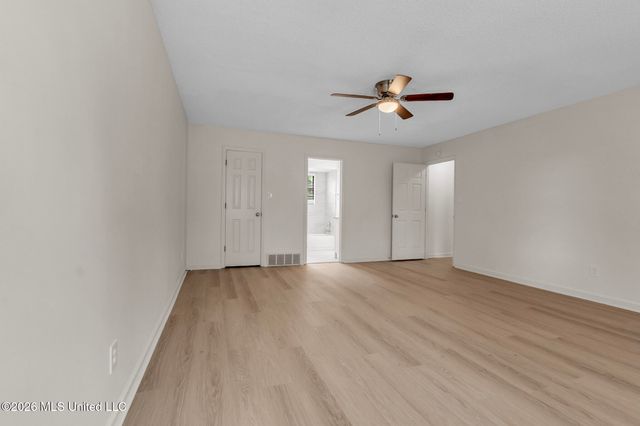 6503 Evergreen Drive, Southaven, MS 38671