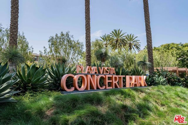 6020 Seabluff Drive 416, Los Angeles, CA 90094