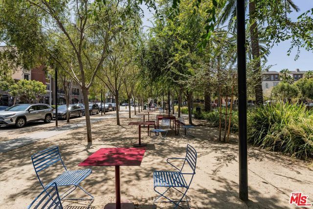 6020 Seabluff Drive 416, Los Angeles, CA 90094