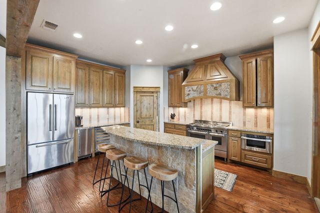 2212 Century Oak Drive, Graford, TX 76449