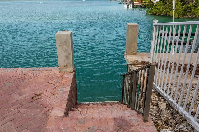 226 Corsair Road, Duck Key, FL 33050