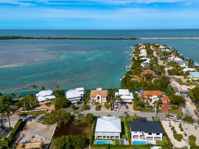 226 Corsair Road, Duck Key, FL 33050