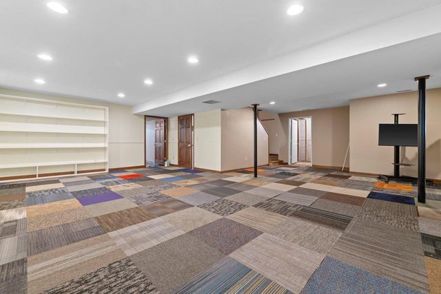 N6515 Aspen ROAD, Elkhorn, WI 53121